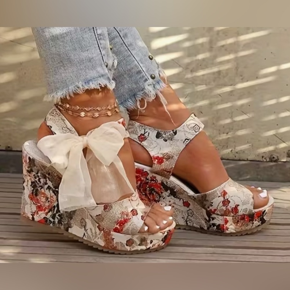 Retro Floral Platform Slingback Sandals